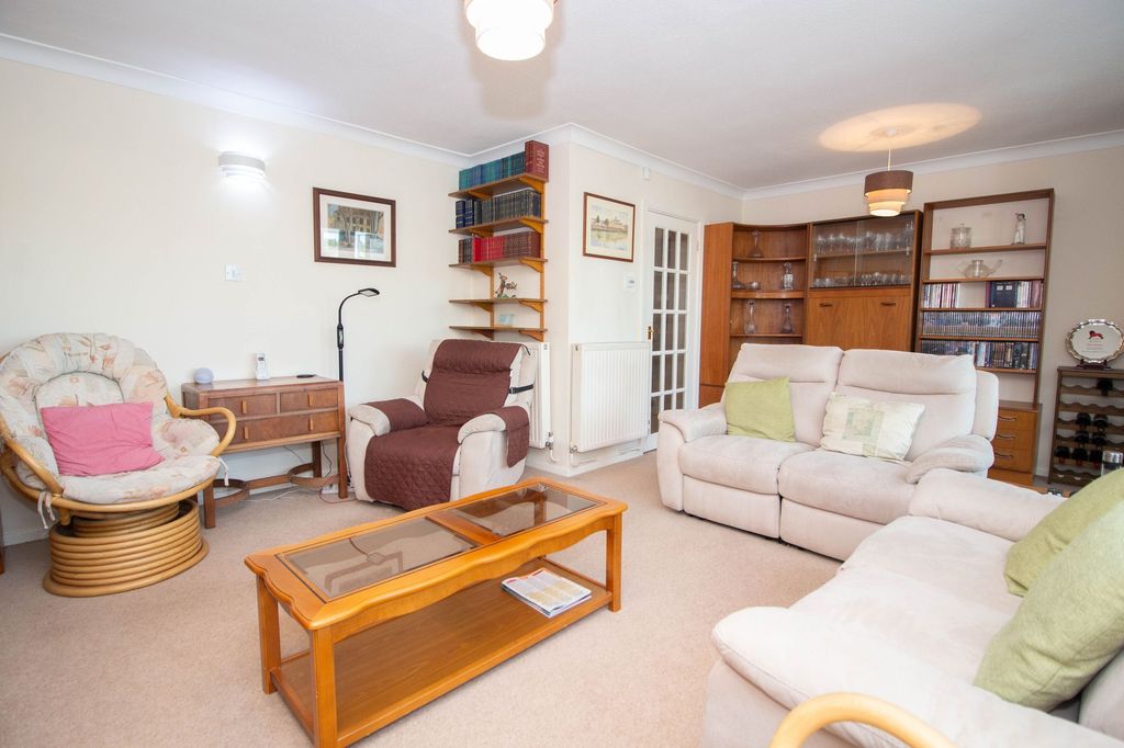 Additional image 3 of 4 bed terraced house for saleOn The Hill, Carpenders Park, Watford WD19