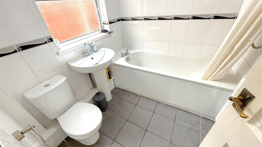 Additional image 9 of 3 bed terraced house for saleCotteridge Road, Cotteridge, Birmingham B30