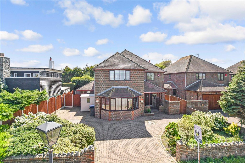 4 bed detached house for saleEpple Bay Avenue, Birchington, Kent CT7