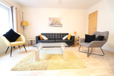 Viewfield Mews, Top Floor AB15