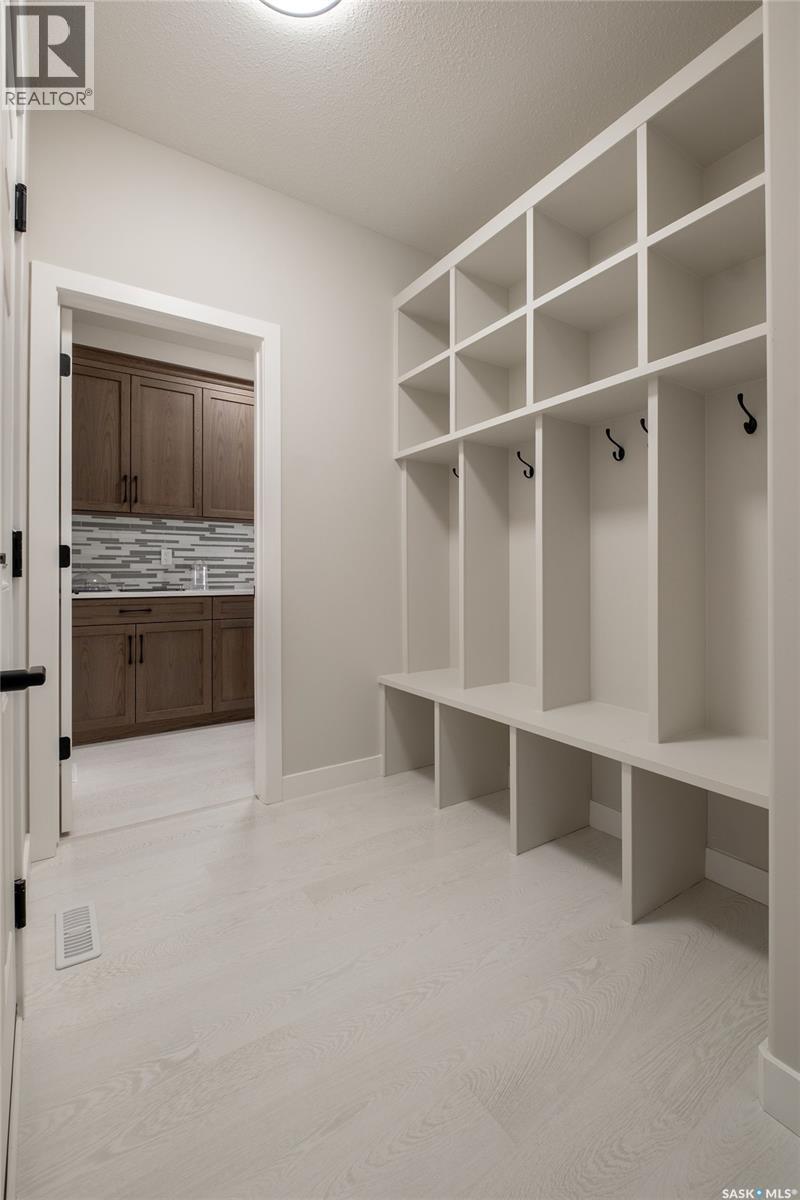 Additional image 6 of 3748 Gee Crescent, Regina, SK, S4V3P1