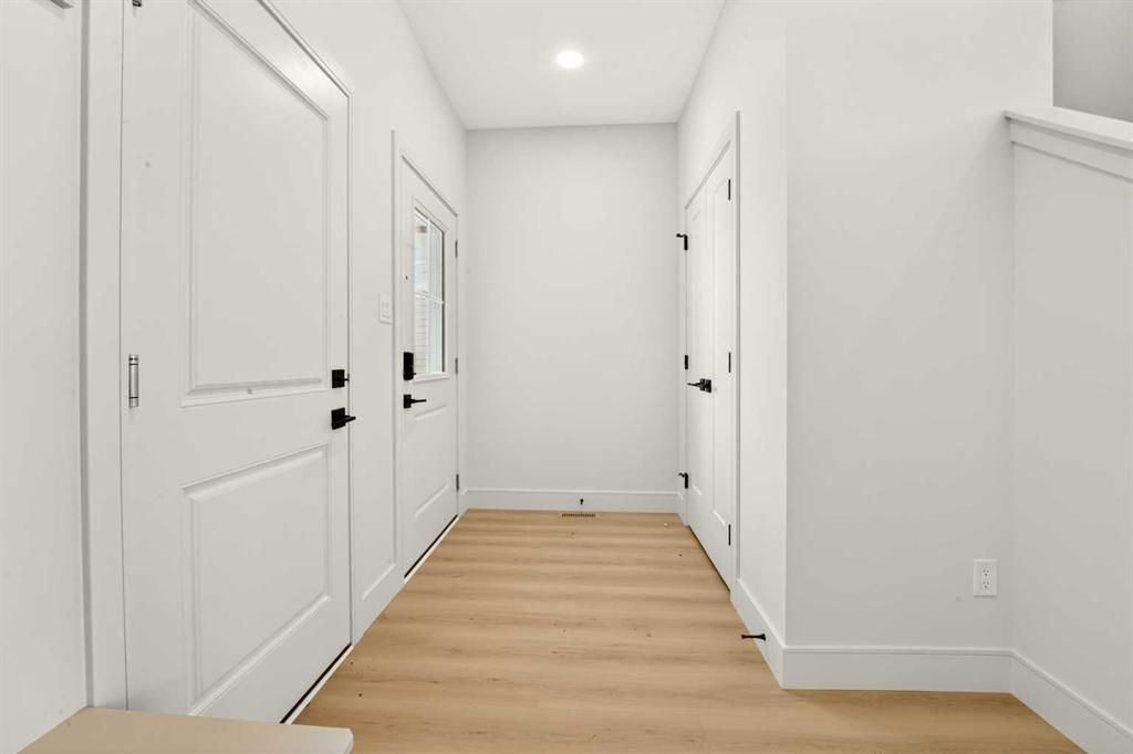 Additional image 3 of 2518 44 Street S, Lethbridge, AB, T1K 8L6