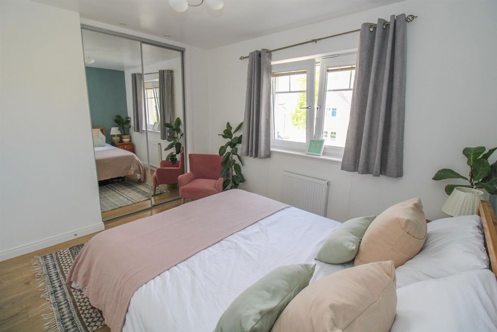 Additional image 5 of 2 bed flat for sale21 Brock Road, Inverness IV2