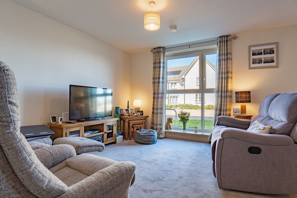 Additional image 2 of 2 bed flat for saleDrummossie Road, Inverness IV2