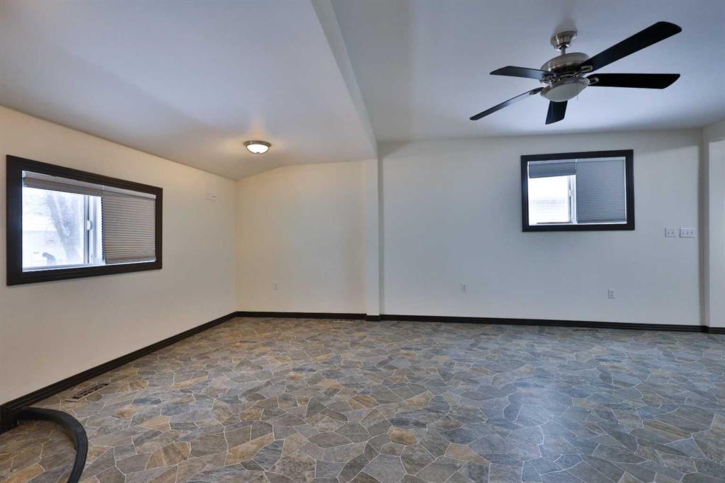 Additional image 6 of 1817 1a Avenue N, Lethbridge, AB, T1H 0A9
