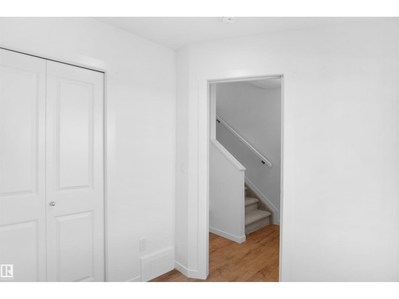 Additional image 6 of 533 Aster Drive NW, Edmonton, AB, T6T2N8