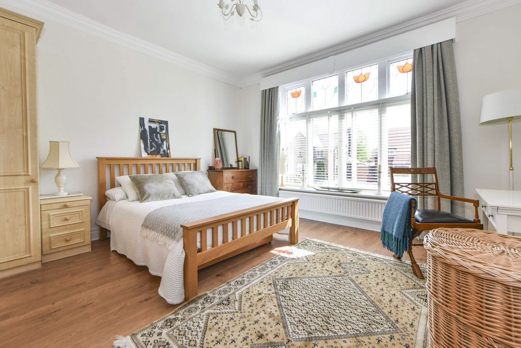 Additional image 14 of 4 bed semi-detached house for saleMarkland Hill Lane, Bolton BL1