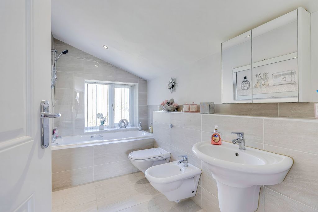 Additional image 29 of 4 bed detached house for saleWern Fawr Lane, Old St Mellons, Cardiff CF3