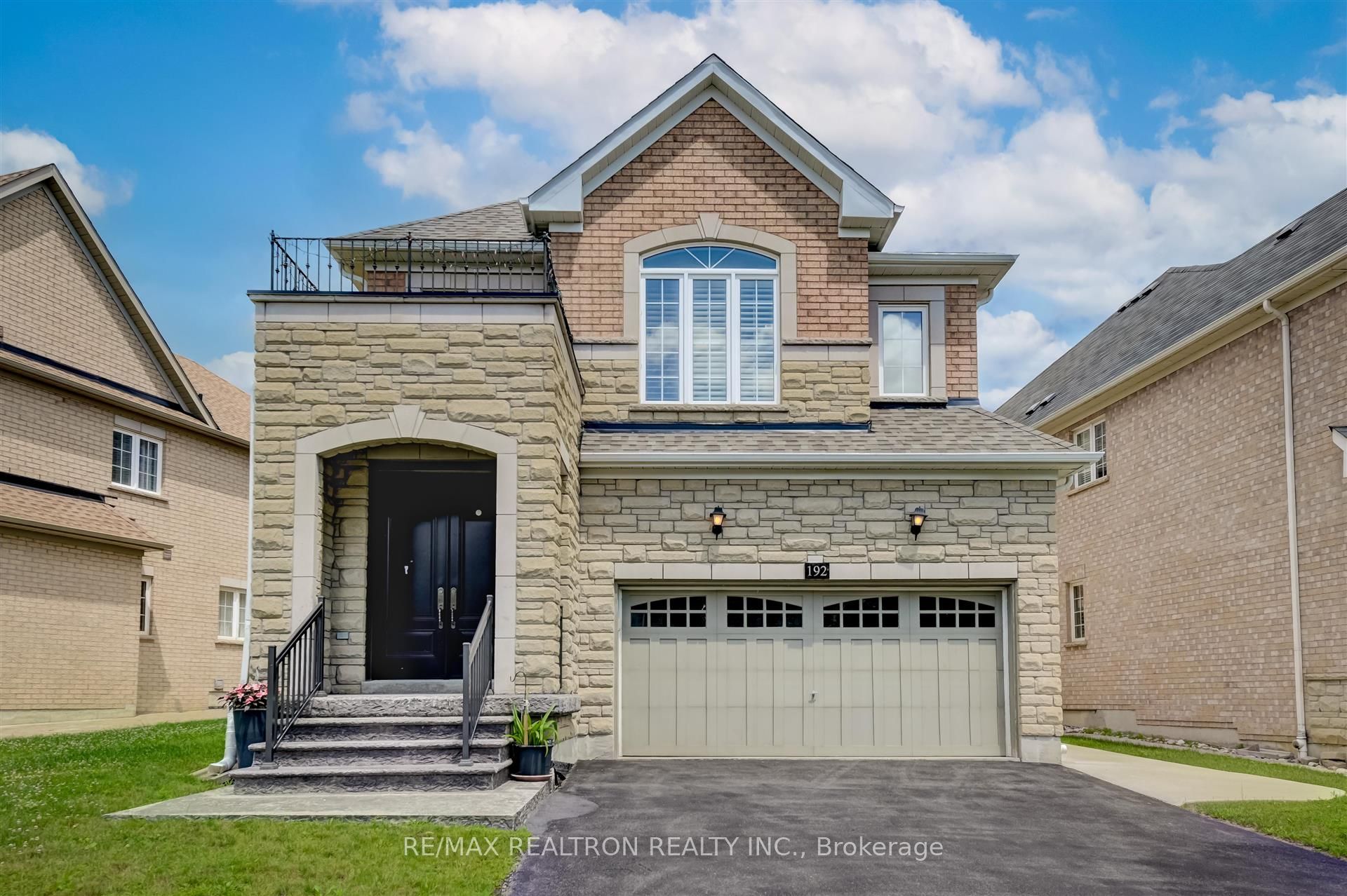 192 Israel Zilber Drive, Vaughan, ON, L6A 0L3