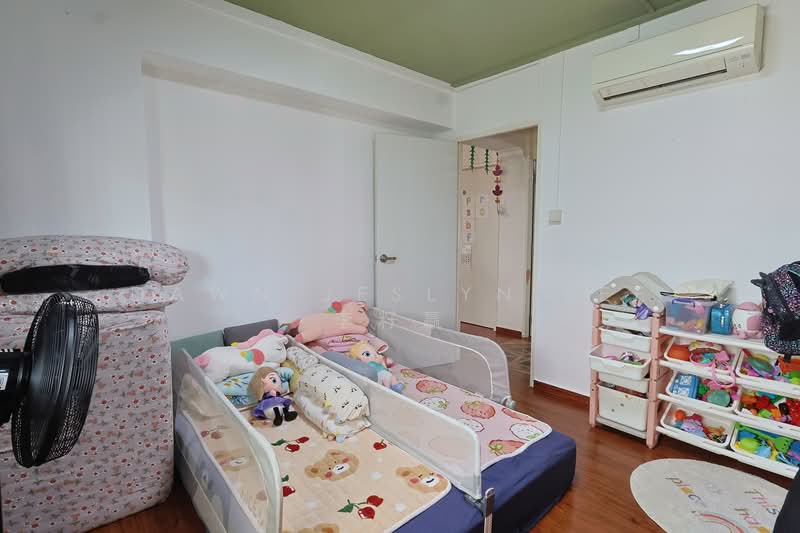 572 Hougang Street 51 photo 5