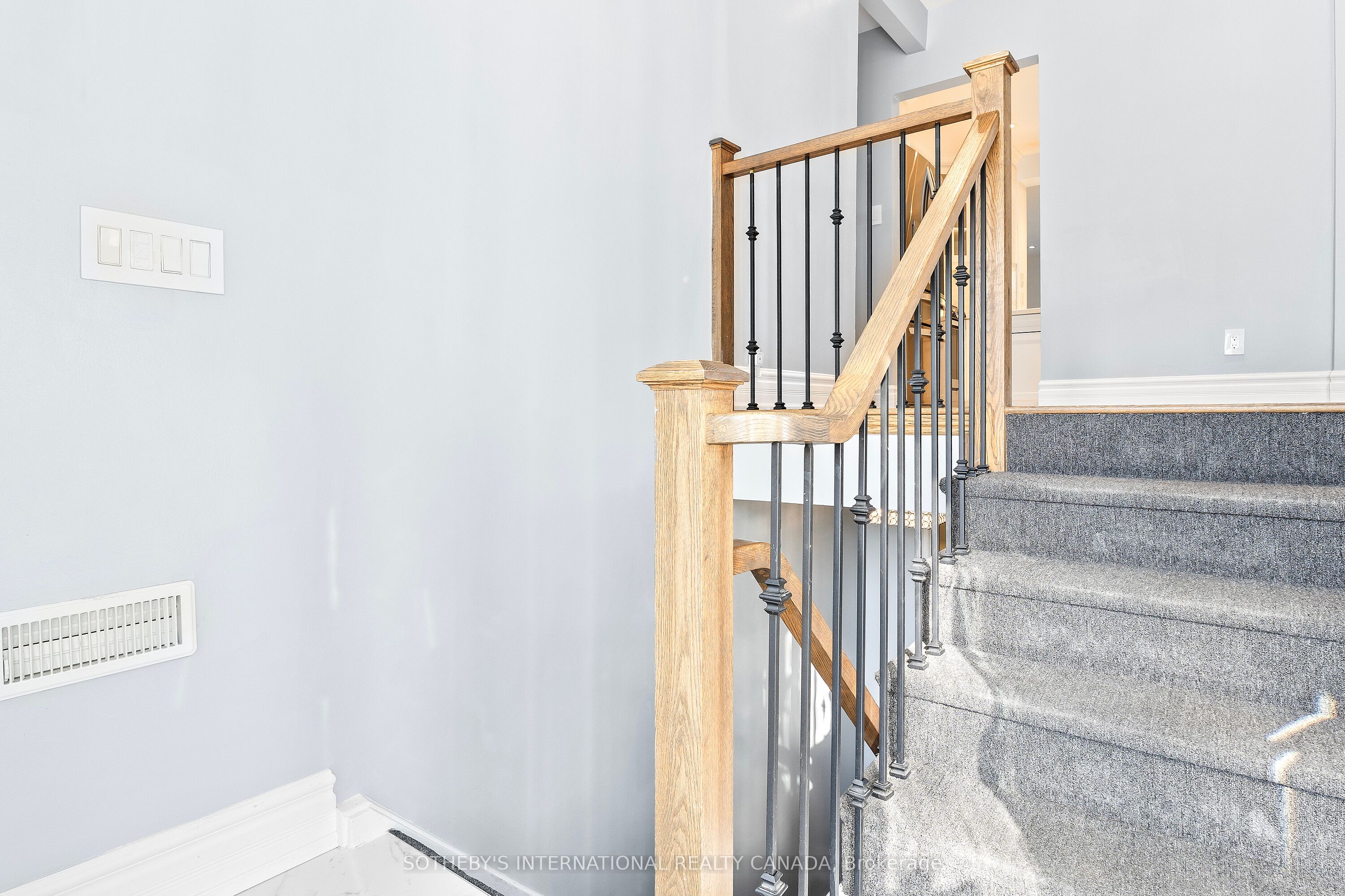 Additional image 4 of 108 Lynedock Crescent, Toronto, ON, M3A 2B1