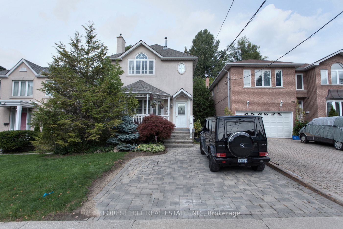 136 Hollywood Avenue, Toronto, ON, M2N 3K3