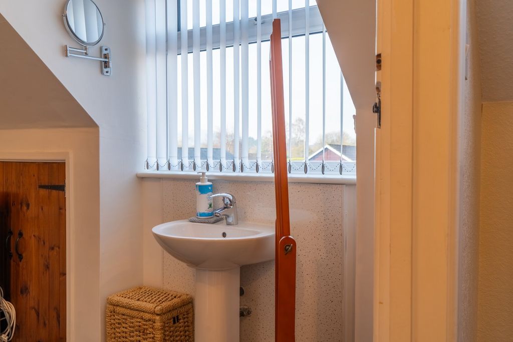 Additional image 13 of 4 bed detached house for saleGolf Links Road, Builth Wells LD2