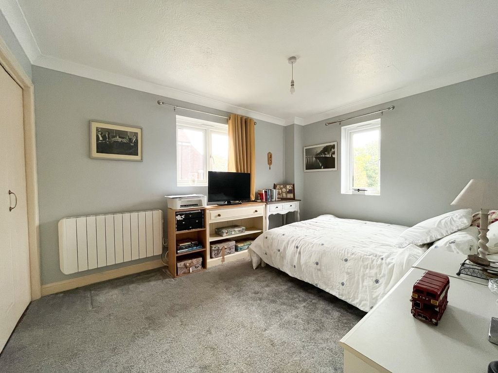 Additional image 6 of 2 bed flat for saleSt Martins Way, Battle TN33