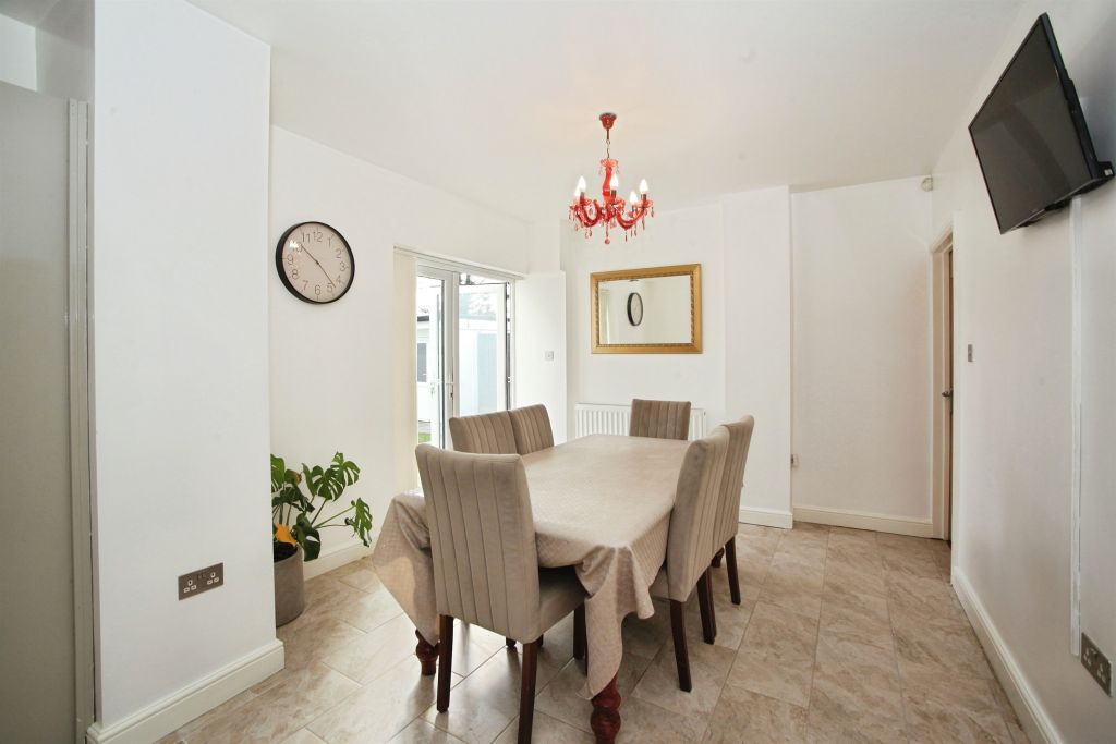 Additional image 11 of 5 bed semi-detached bungalow for saleHeath Park Avenue, Cardiff CF14