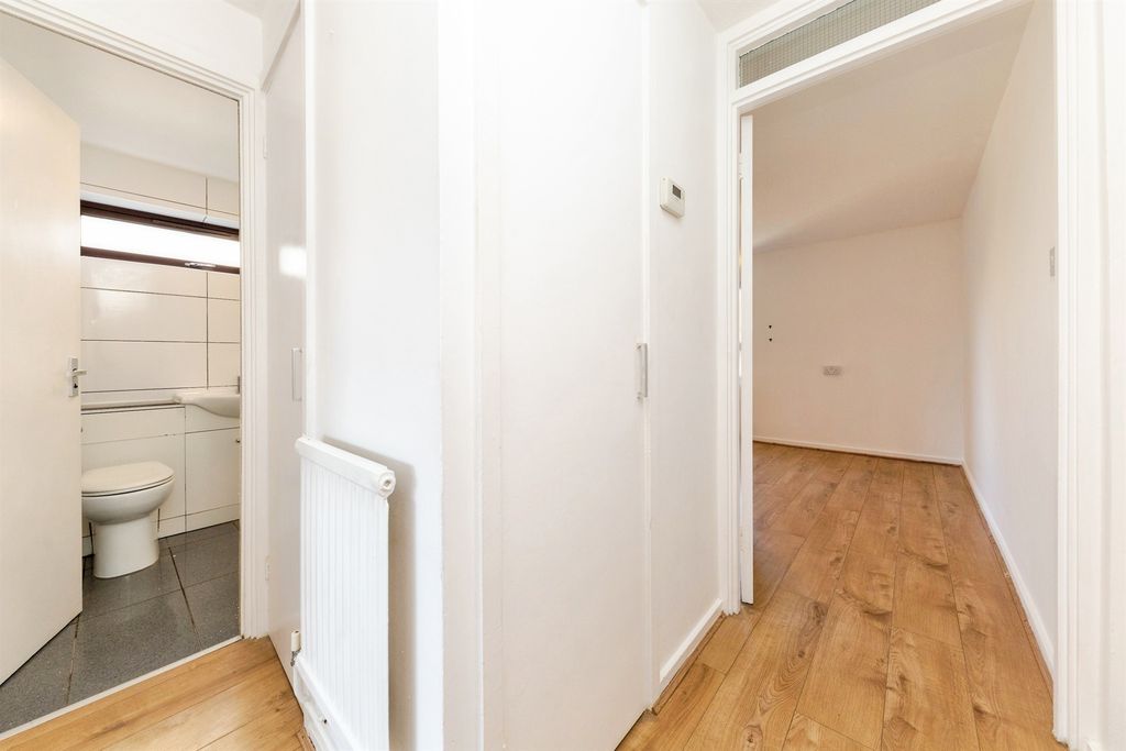 Additional image 4 of 1 bed flat for saleChiltern Road, Baldock SG7