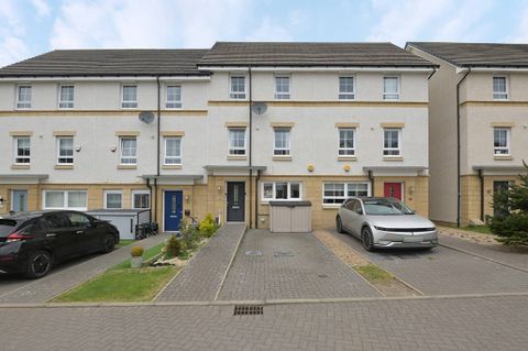 Skerryvore Loan, Fairmilehead, Edinburgh EH10