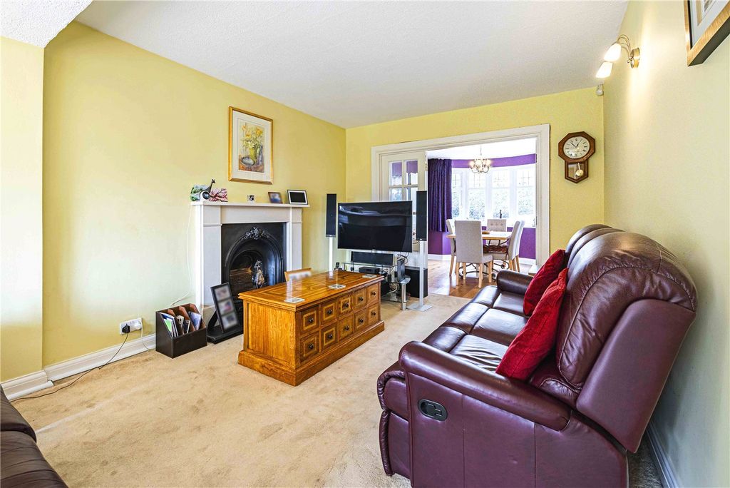 Additional image 10 of 4 bed detached house for saleDarrs Lane, Northchurch, Berkhamsted, Hertfordshire HP4