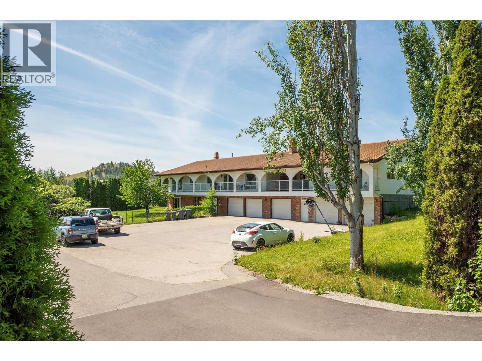 Additional image 2 of 215 Arab Road, Kelowna, BC, V1V2G8