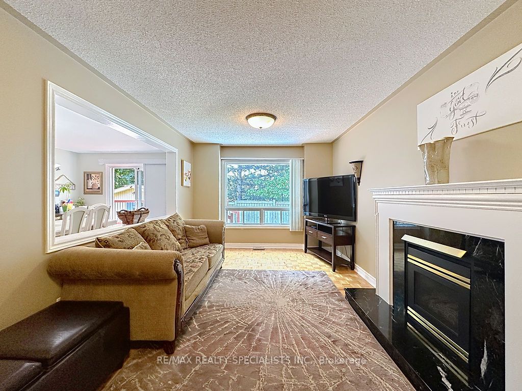 Additional image 6 of 9 Siesta Court, Brampton, ON, L6R 1P2