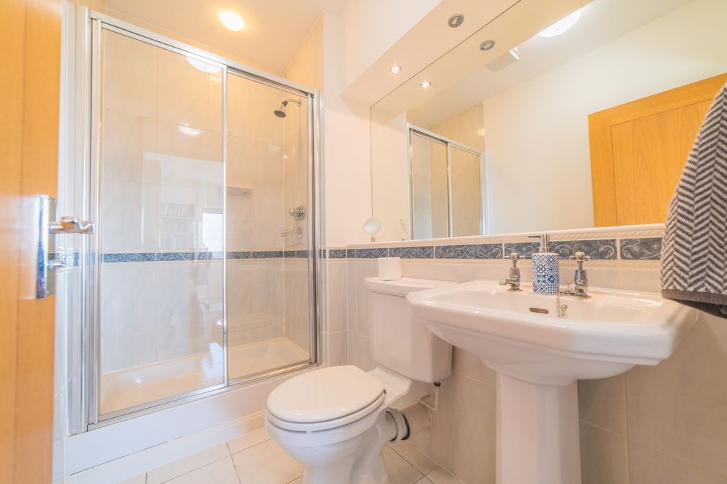 Additional image 14 of 3 bed flat for saleAdventurers Quay, Cardiff Bay CF10