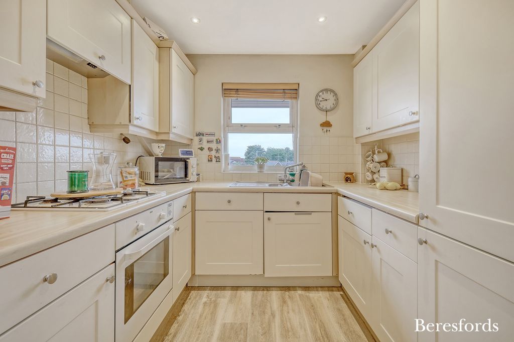 Additional image 15 of 2 bed flat for saleBurns Close, Billericay CM11