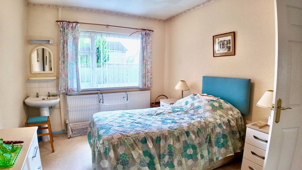 Additional image 4 of 2 bed semi-detached bungalow for saleRolls Avenue, Penpedairheol CF82