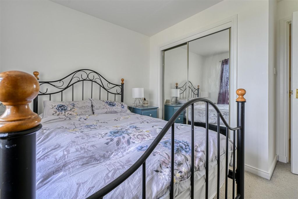 Additional image 5 of 2 bed flat for salePinewood Court, Inverness IV2