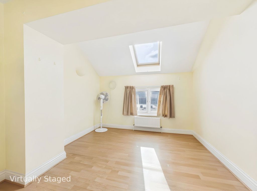 Additional image 3 of 2 bed flat for saleCherry Tree Court, Diss IP22
