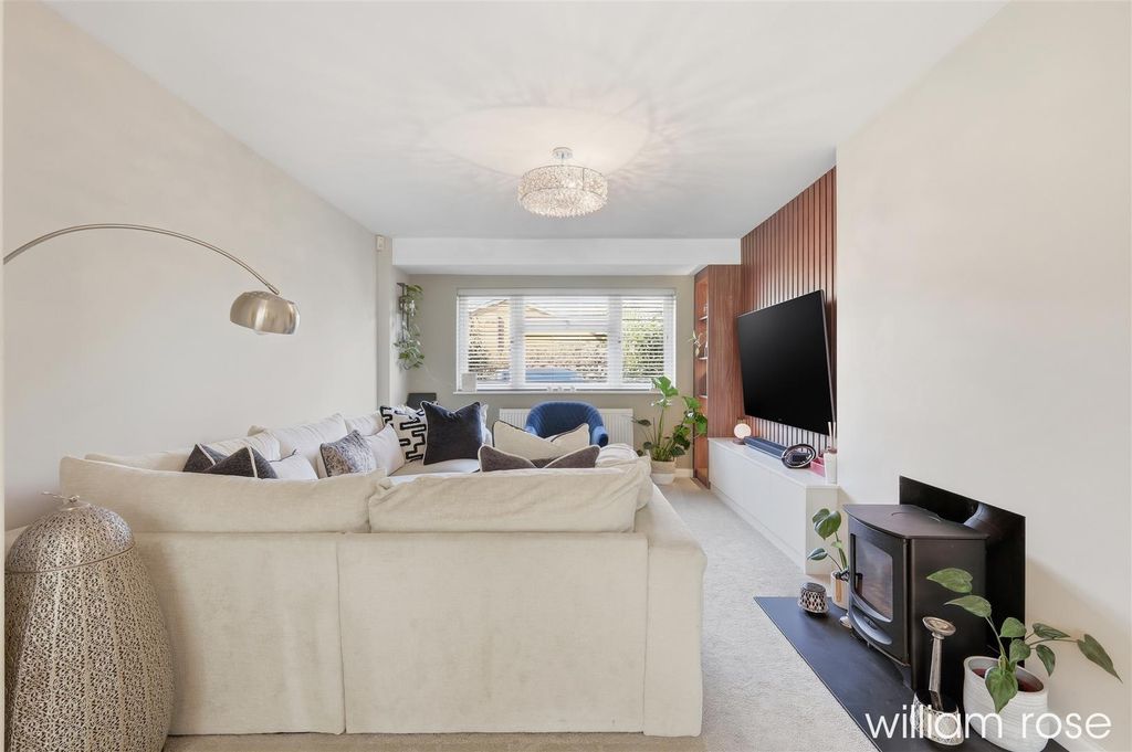 Additional image 8 of 4 bed semi-detached house for saleWestbury Lane, Buckhurst Hill IG9