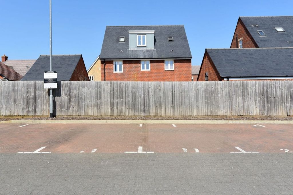 Additional image 18 of 2 bed flat for salePurcell Place, Biggleswade SG18