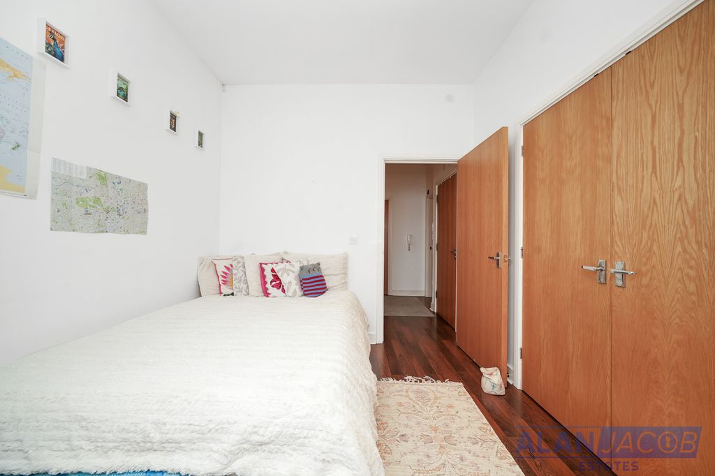 Additional image 8 of 2 bed flat for saleDerwent Court, Riverside Close, Romford RM1