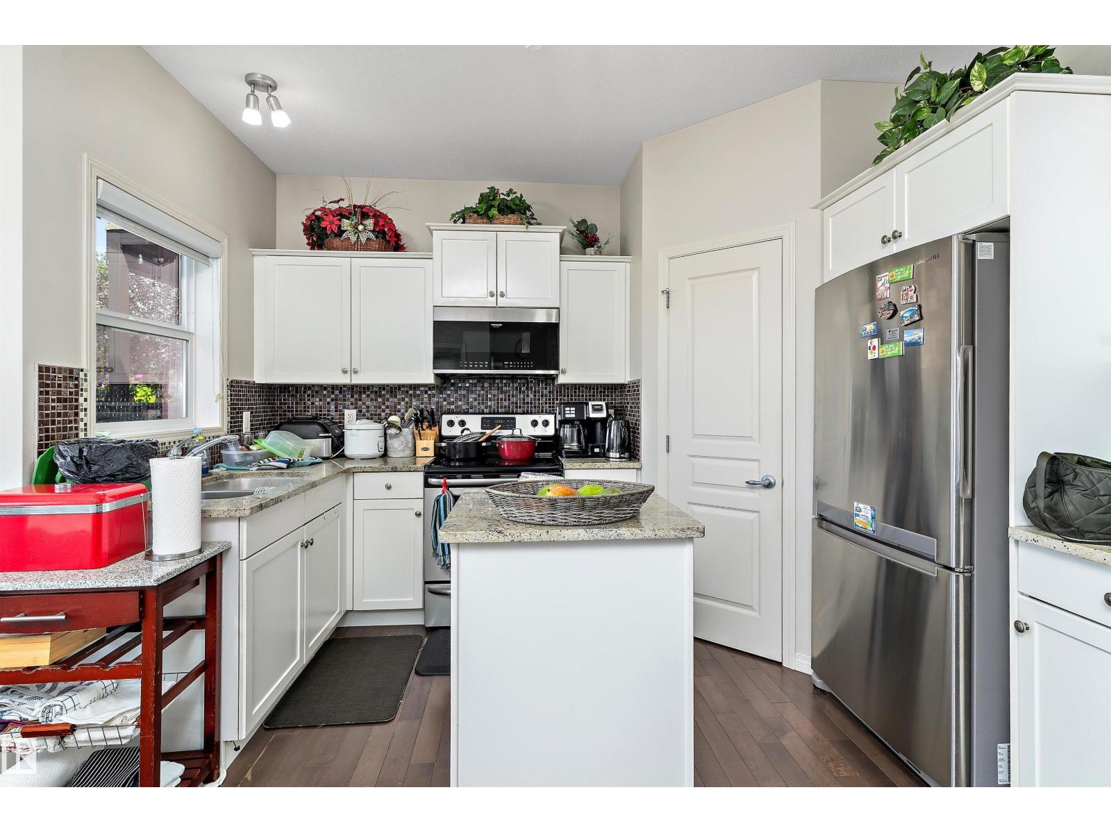 Additional image 5 of 6934 19a Avenue SW, Edmonton, AB, T6X0M1
