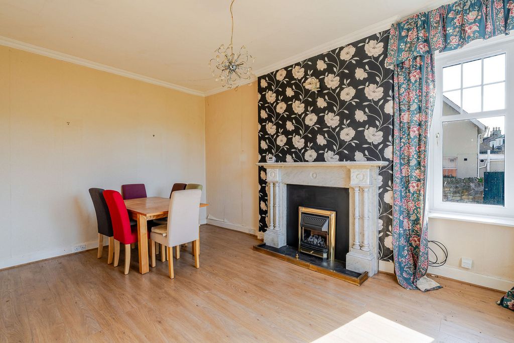 Additional image 12 of 4 bed flat for sale2 Flat 2 Braefoot Terrace, Edinburgh EH16