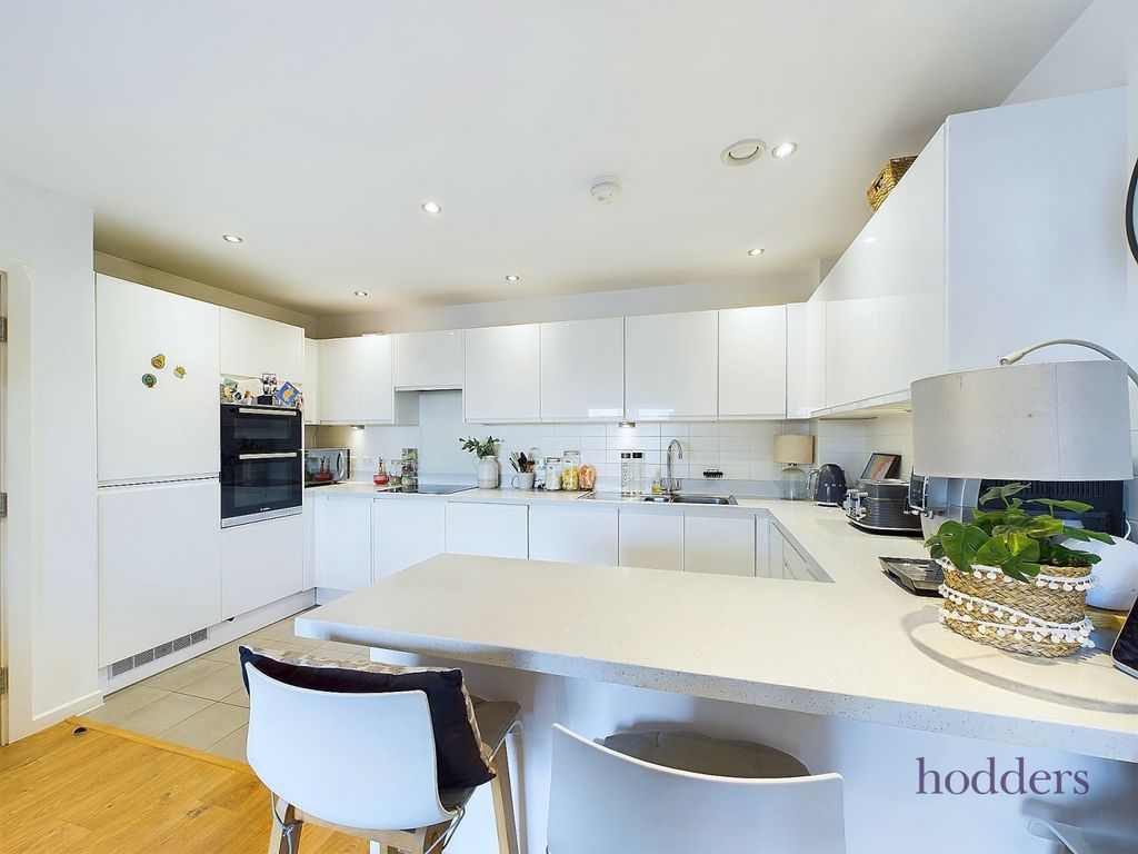 2 bed flat for saleNewchapel House, Market Street, Addlestone, Surrey KT15