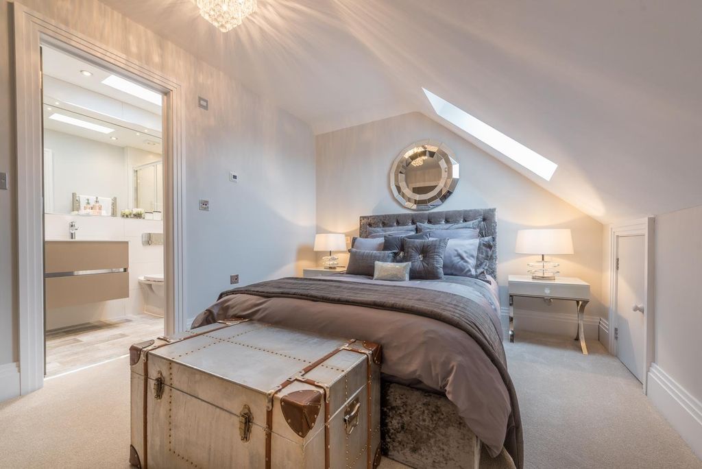 Additional image 19 of 4 bed semi-detached house for saleCandlemas Lane, Beaconsfield, Buckinghamshire HP9
