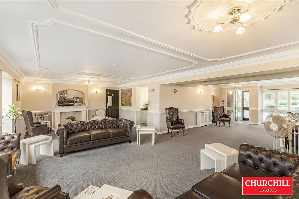 Additional image 16 of 2 bed flat for saleSt James Gate, Palmerston Road, Buckhurst Hill IG9