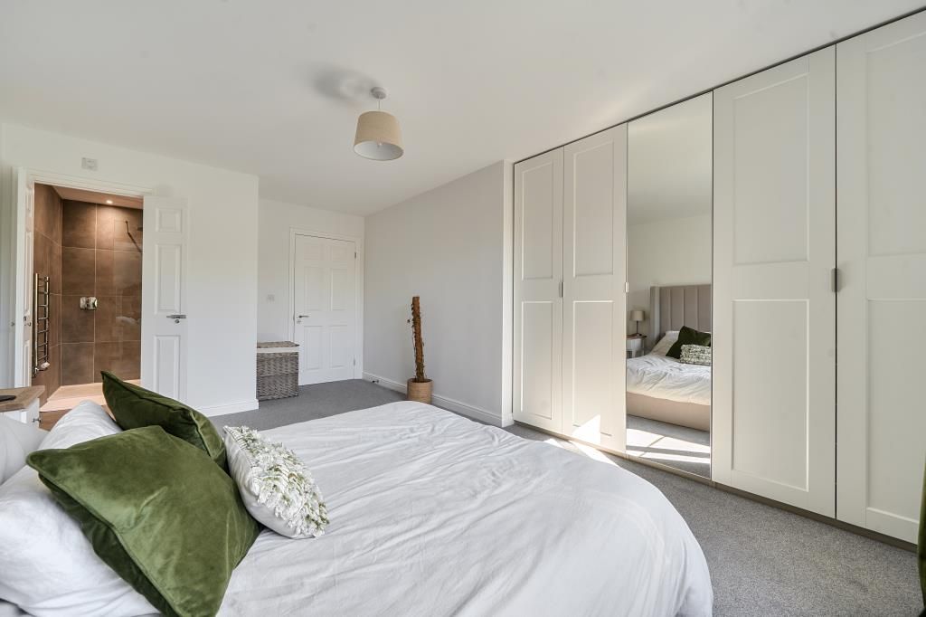 Additional image 13 of 2 bed flat for saleMidsummer Place, Buckingham Road, Bicester, Oxfordshire OX26