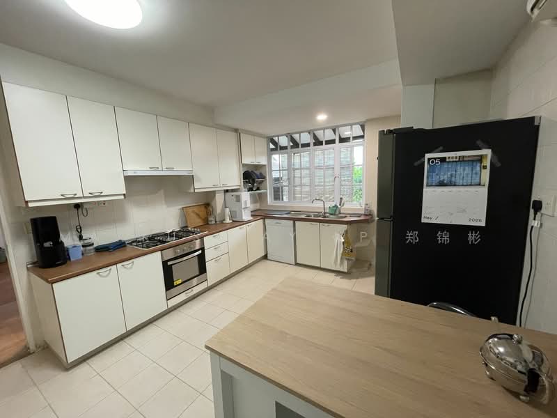Vanda Drive photo 4