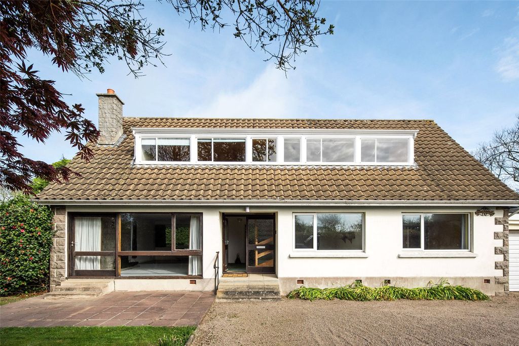 Additional image 2 of 6 bed bungalow for saleLa Rue De La Patente, St. Lawrence, Jersey JE3