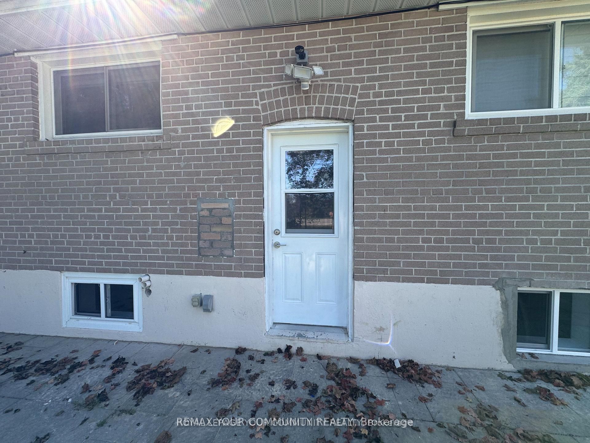 Additional image 2 of Lower 2-145 Harrison Drive, Newmarket, ON, L3Y 4P5