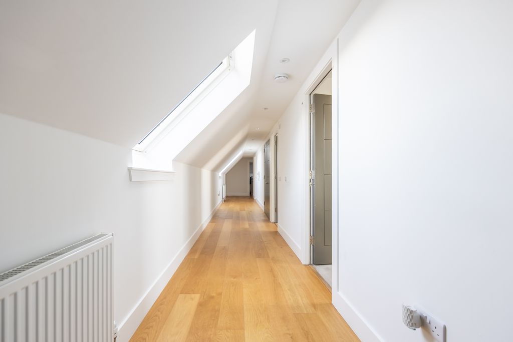 Additional image 11 of 2 bed flat for sale6/5 Smiddy Wynd, Edinburgh EH16