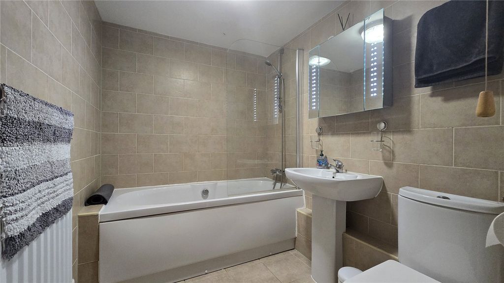 Additional image 11 of 2 bed flat for saleNewry Beach, Holyhead, Isle Of Anglesey LL65