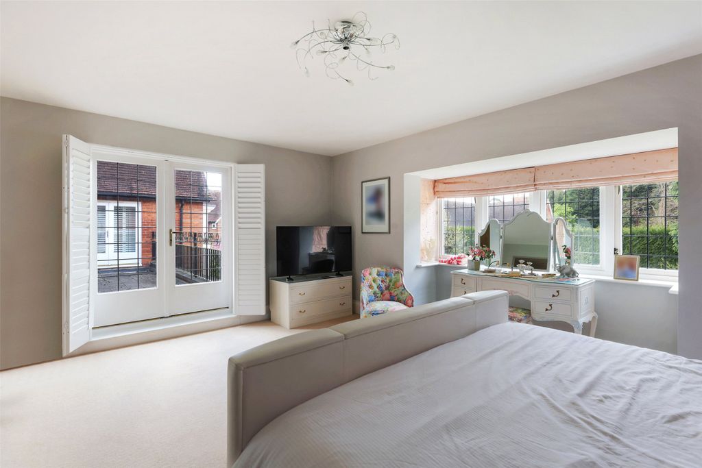 Additional image 16 of 5 bed detached house for saleRykens Lane, Betchworth, Surrey RH3