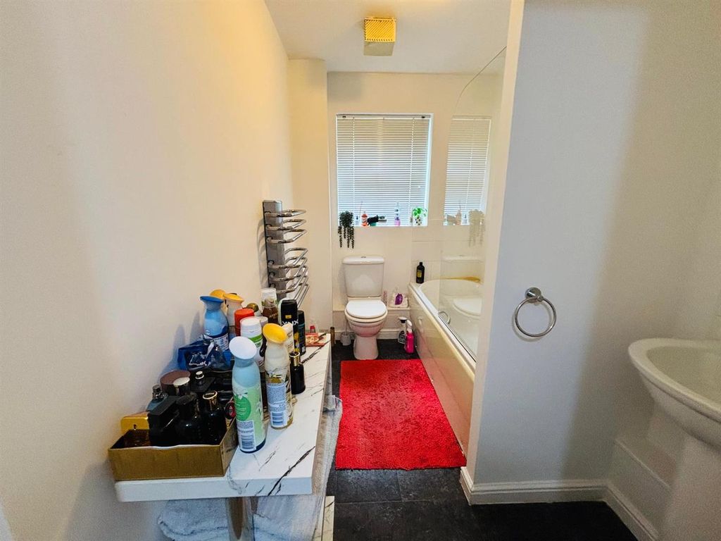 Additional image 5 of 1 bed flat for saleWhitehall Green, Wortley, Leeds LS12