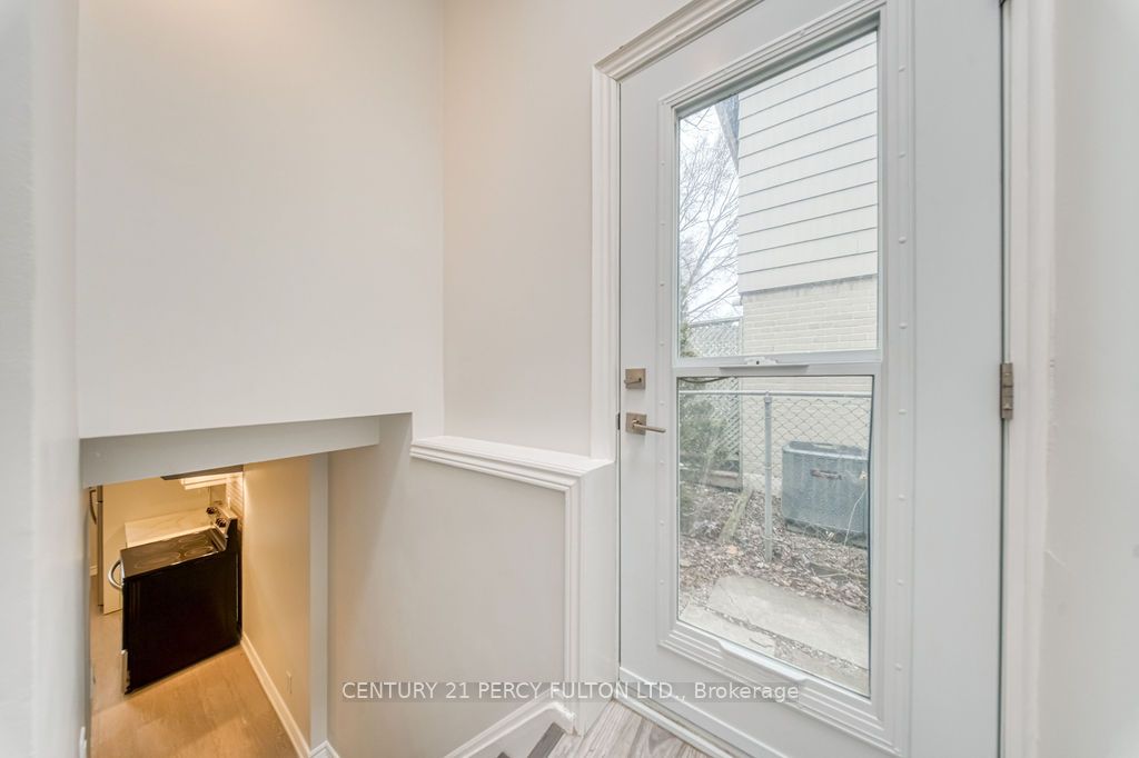 Additional image 3 of Lower-871 Liverpool Road, Pickering, ON, L1W 1S3