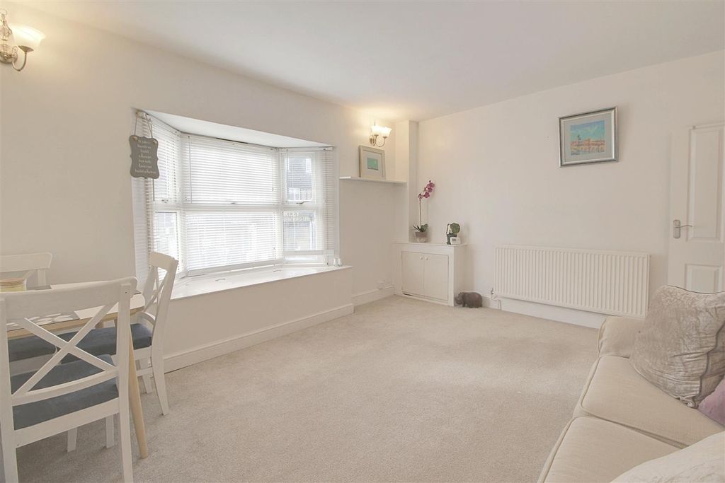 Additional image 24 of 1 bed flat for saleHigh Street, Berkhamsted HP4