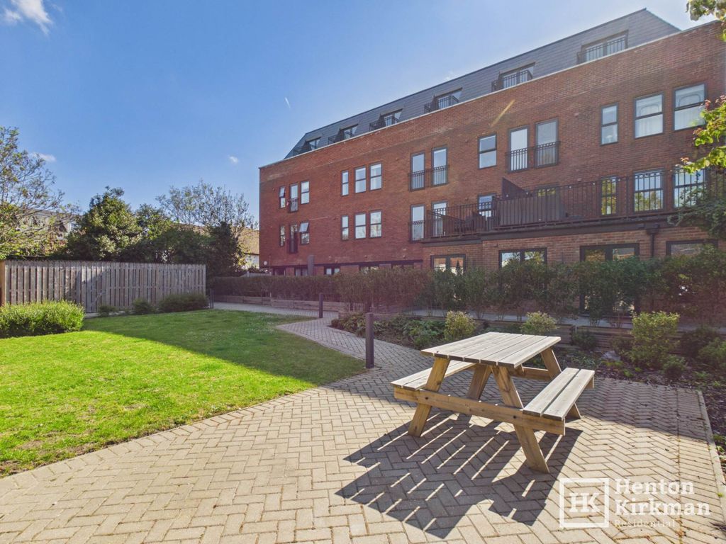 Additional image 10 of 1 bed flat for saleHigh Street, Billericay CM12