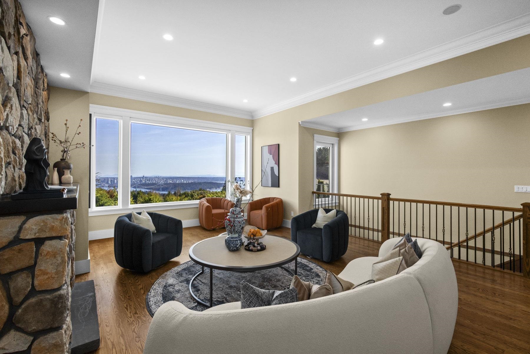 Additional image 3 of 1371 Burnside Road, West Vancouver, BC, V7S 2P6