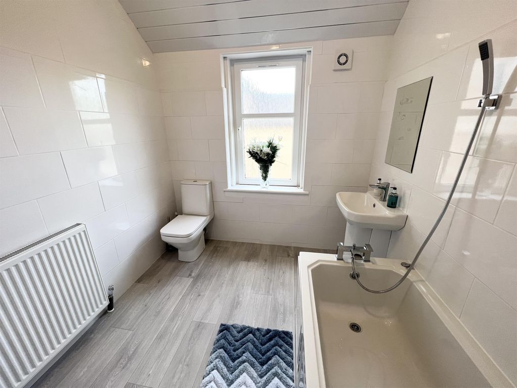 Additional image 26 of 6 bed semi-detached house for sale37 South Beach Road, Ardrossan KA22